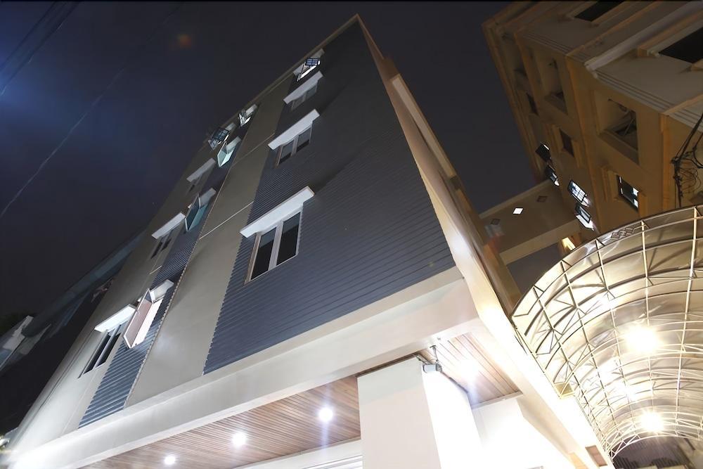 Newton Residence Cakarta Dış mekan fotoğraf