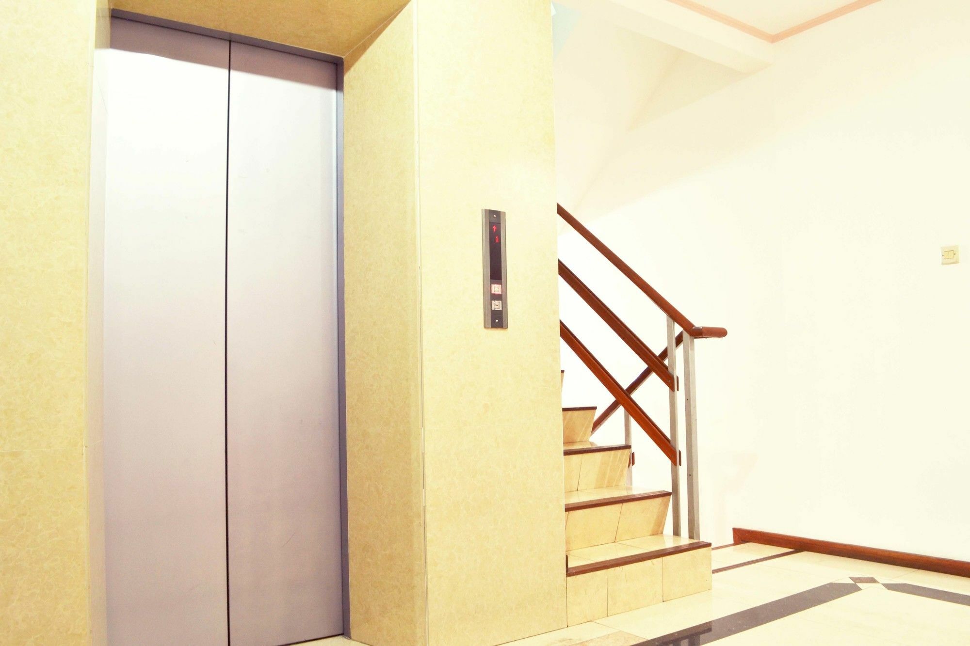 Newton Residence Cakarta Dış mekan fotoğraf